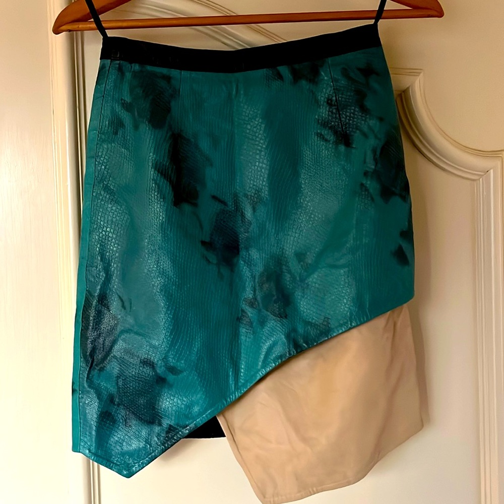 Topshop 100% Leather Turquoise Layered Snakeskin Mini Skirt Sz 2